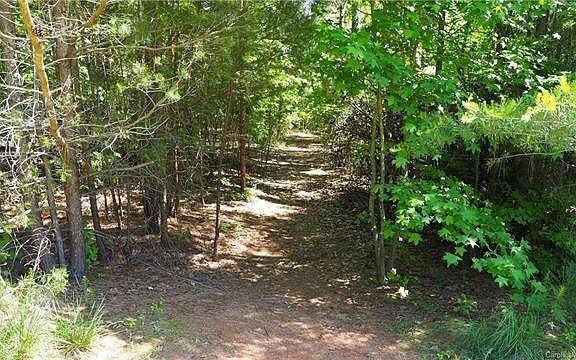 3rd image of 3229 Ashwood Park Dr