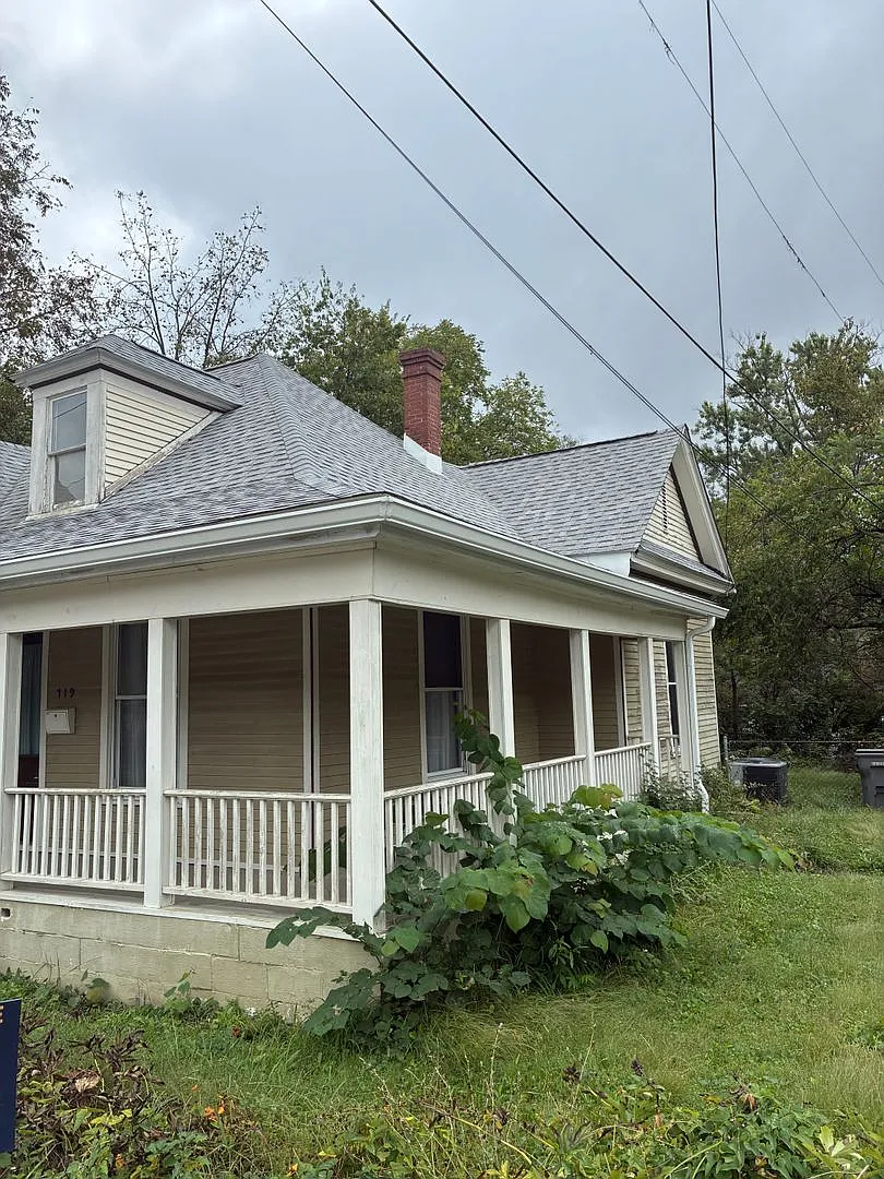 Charming 3-Bedroom Character-Filled Home! — Photo 2