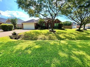 14 Crestview Trl, Houston, TX 77082