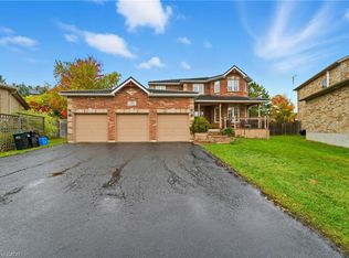 30 Ruffet Dr, Barrie, ON L4N0P1