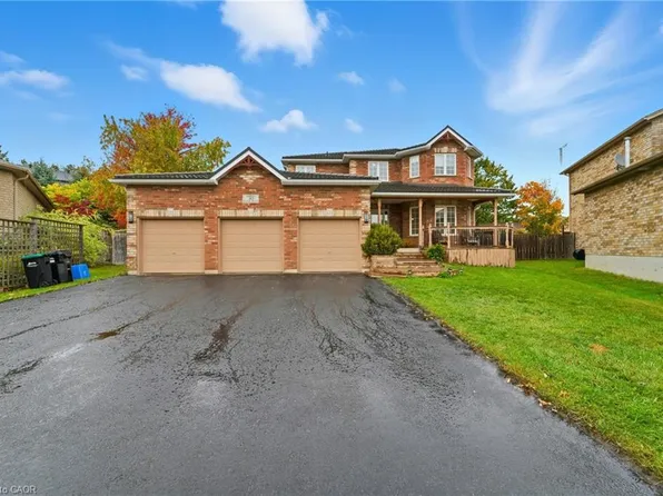 30 Ruffet Dr, Barrie, ON L4N 0P1