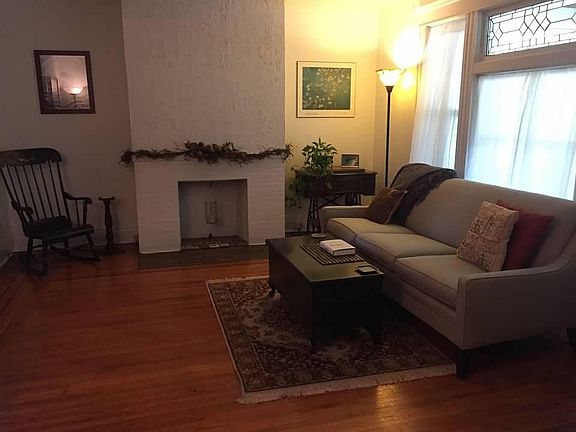 4th image of 64 Inwood Pl #1