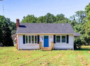 9832 River Rd, Lancaster, VA 22503