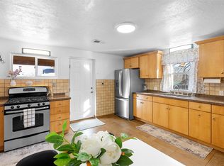 480 C County Road 84, Santa Fe, NM 87506