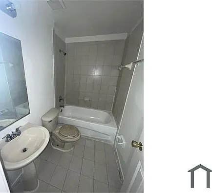 2285 NW 136th Ter — Photo 3