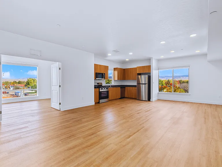Franklin Interior-3