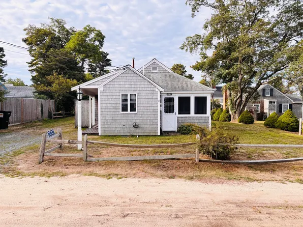21 Bayberry Lane, Dennis Port, MA 02639