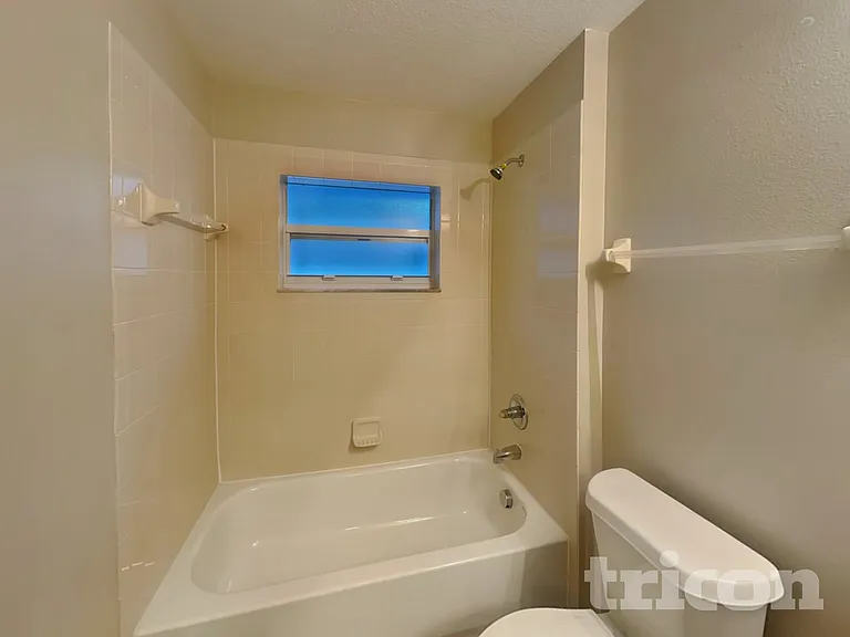 15542 Florida Breeze Loop — Photo 11