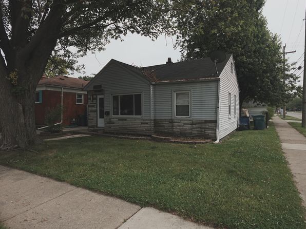 1697 London Ave