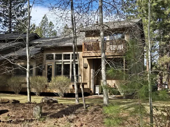 60512 Elkai Woods Dr, Bend, OR 97702