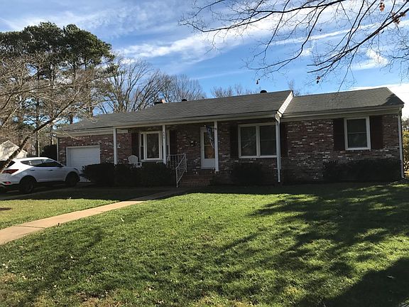2nd image of 580 Dana Cir