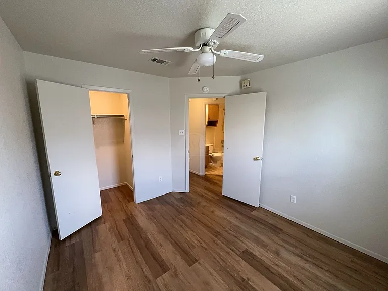 621 Deloris Dr — Photo 5