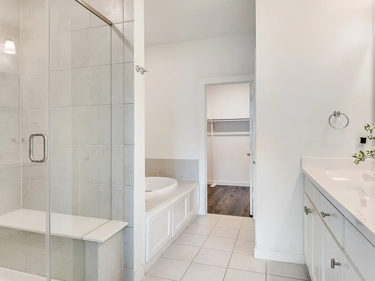 1625 Dewberry Ln — Photo 15