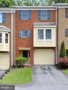 321 Valley View Dr, Waynesboro, PA, 17268
