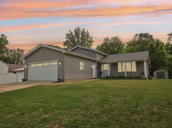 1705 N Donovan St, McHenry, IL 60050