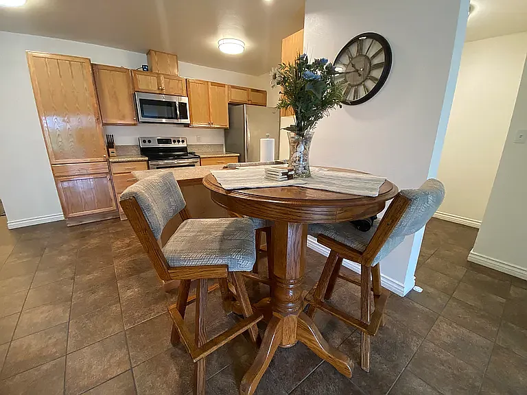 1111 Seacoast Dr #4 — Photo 2