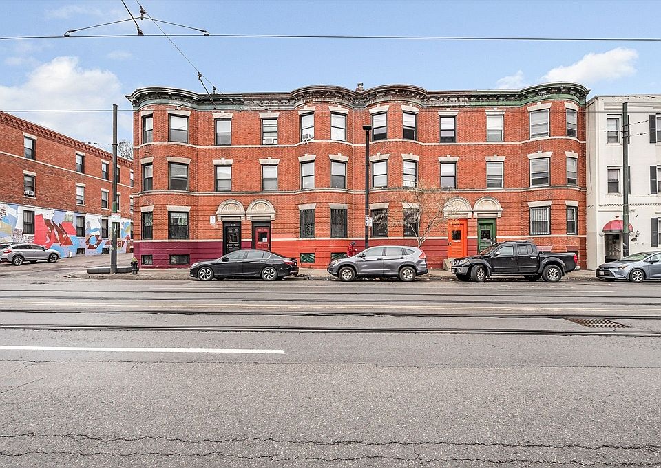 1st image of 884 Huntington Ave