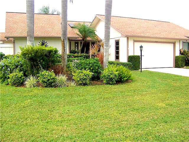 1st image of 6953 SE Bunker Hill Dr