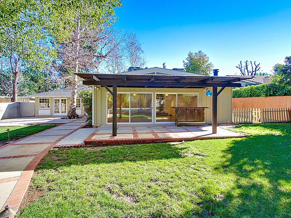 2nd image of 5923 Jumilla Ave