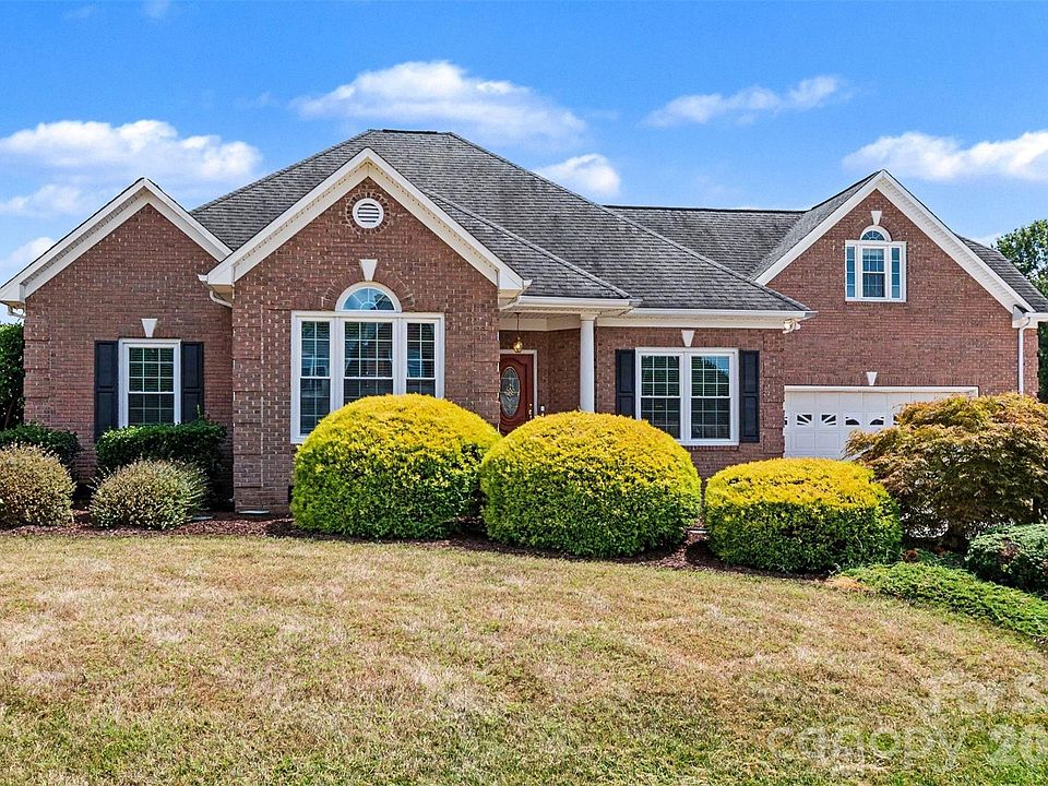 1st image of 1908 Norfolk Pine Ct