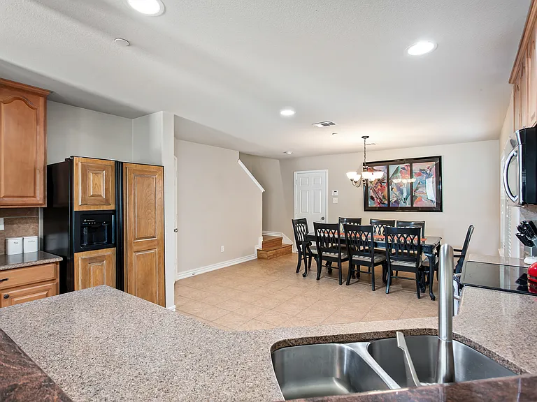 1173 Landon Ln — Photo 12