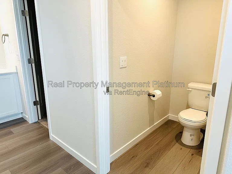 616 Ophelia Ave — Photo 22