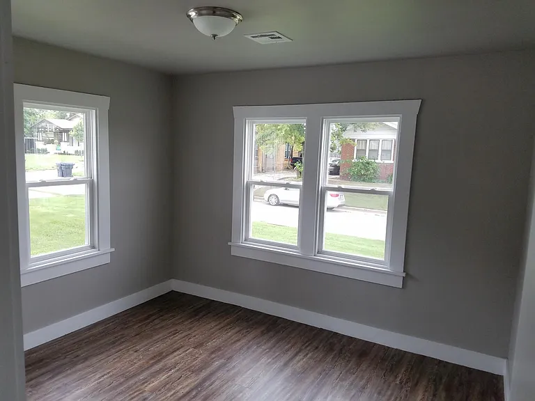 1321 N Klein Ave — Photo 10