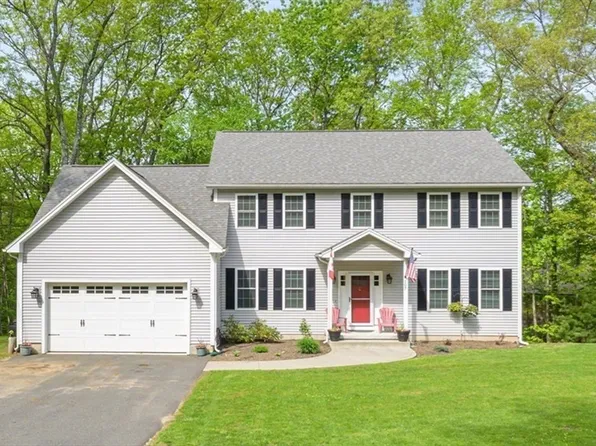 107 Cross Rd, Holyoke, MA 01040