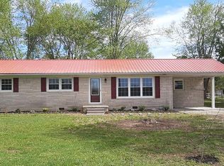 86 Dunn Rd, Leoma, TN 38468