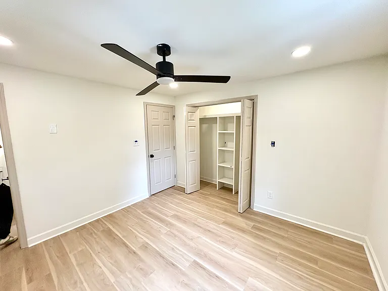 704 2nd Street Dr SW — Photo 10