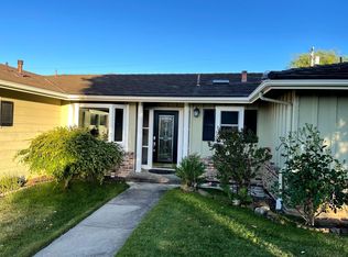 751 Foothill Dr, San Mateo, CA 94402