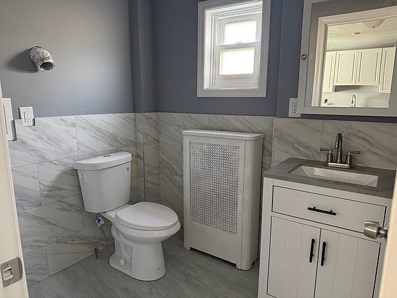 4th image of 22 Prospect St APT 3