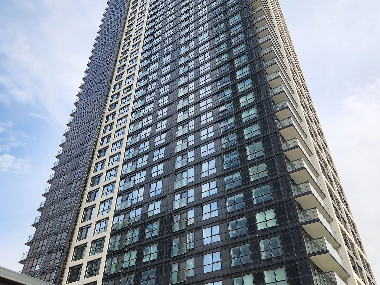 1 bed, $2,300 — Photo 1