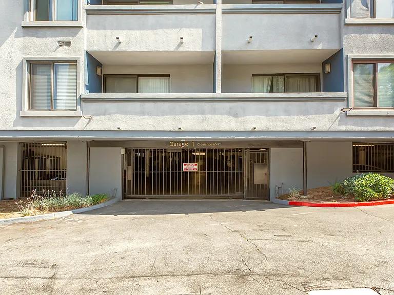 1940 N Highland Ave #3 — Photo 32