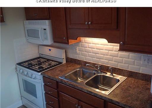 3rd image of 29 Kenna Dr #405