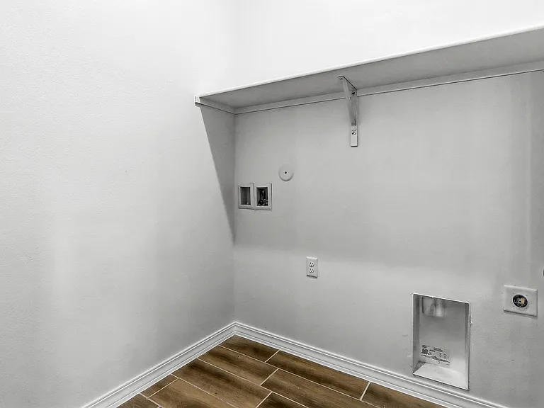 14329 Steve Joyce Pkwy — Photo 16