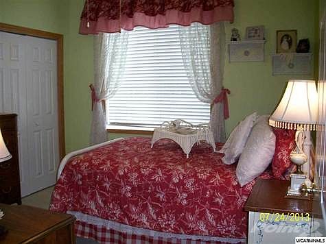 3rd image of 19715 Meadowlark Way