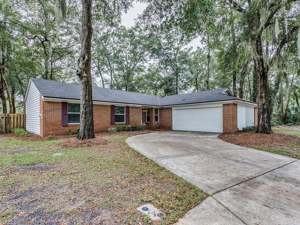 1st image of 11001 Whistlewood Ct