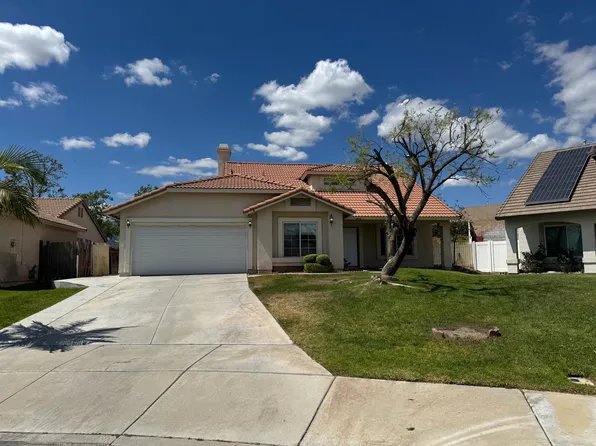 2682 W Dawnview Dr, Rialto, CA 92377