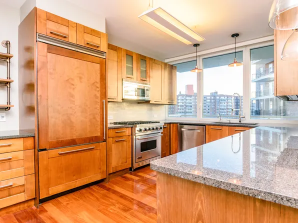 640 West 237th Street image 5 of 20