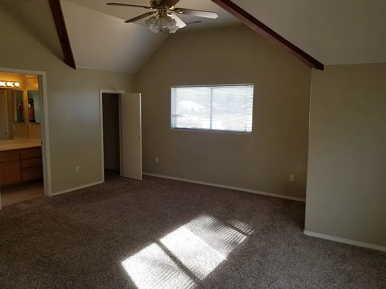 7020 Aspen Cir — Photo 9