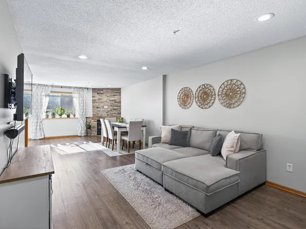 1130 Norton Ave NE, Fridley, MN 55432