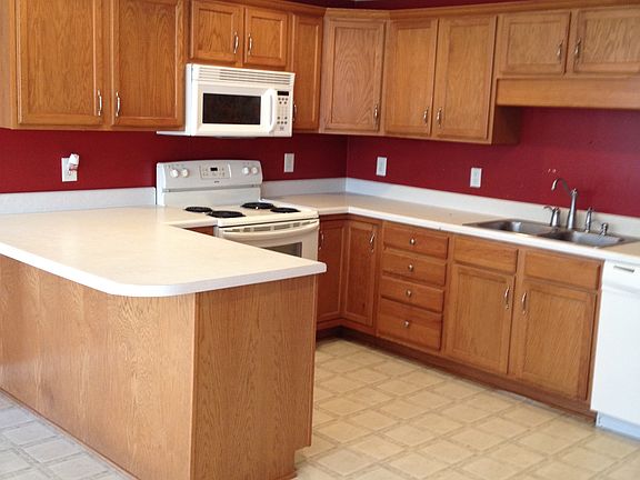 3rd image of 10080 Carolina Dr