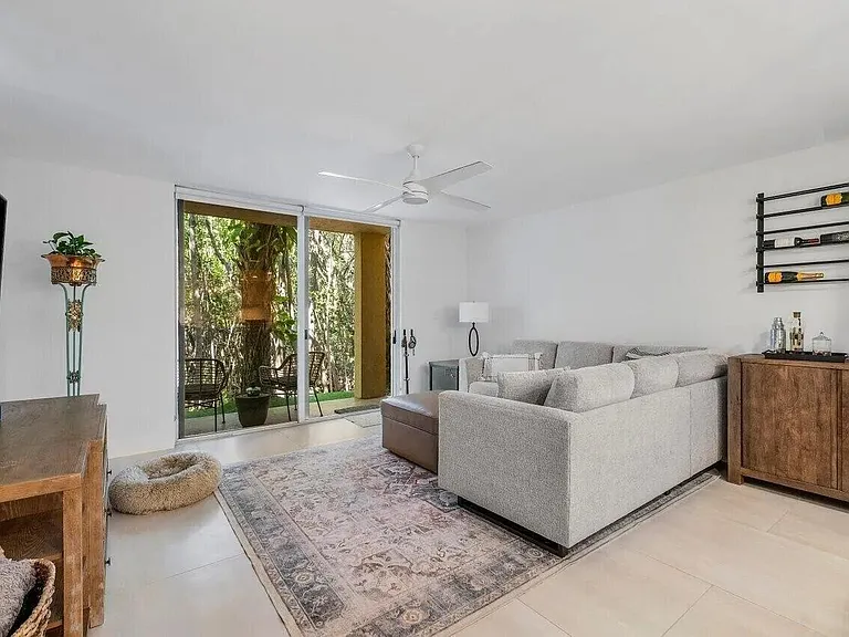1100 Scotia Dr #105 — Photo 5