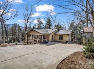 4 Western View St, Black Mountain, NC 28711