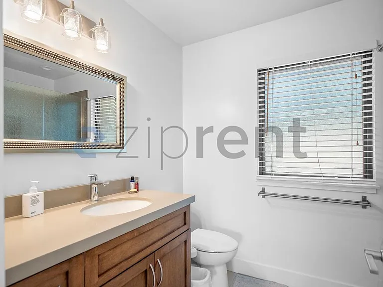 1701 Whitham Ave — Photo 52