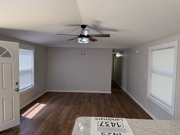 4th image of 1435 Landmark Rd