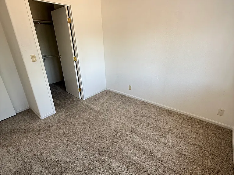 417 Mesa Vista Ave — Photo 11