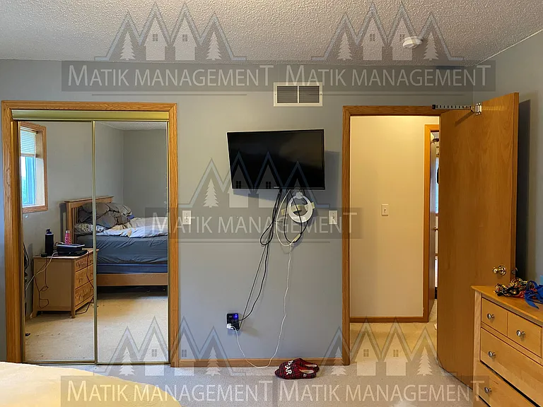 5208 Duvall St NW — Photo 16