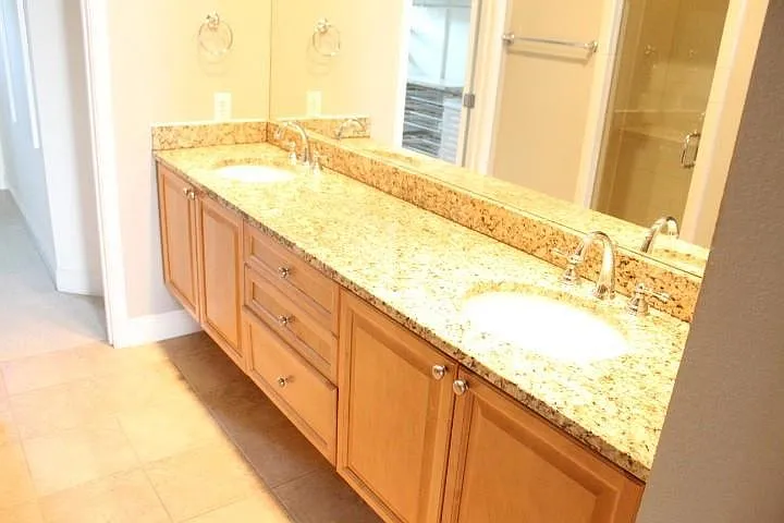 4230 Travis St #8 — Photo 22